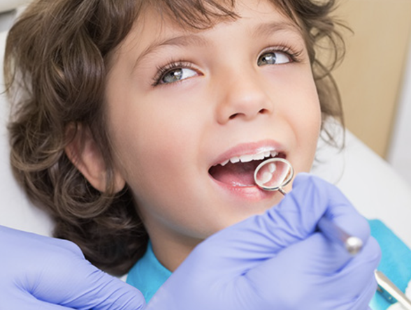 Visita al dentista infantil